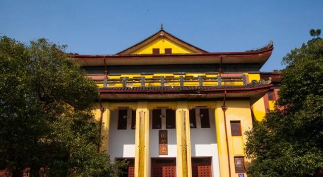 桂林|建在5A景区内的大学，游客进去要买票，这里培养出许多人才