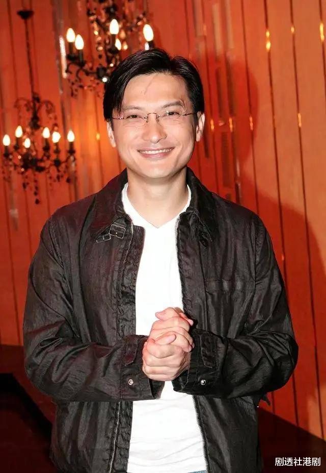 陈锦鸿|TVB前当家小生近况曝光!精神状态差,15岁自闭症儿子罕见现身