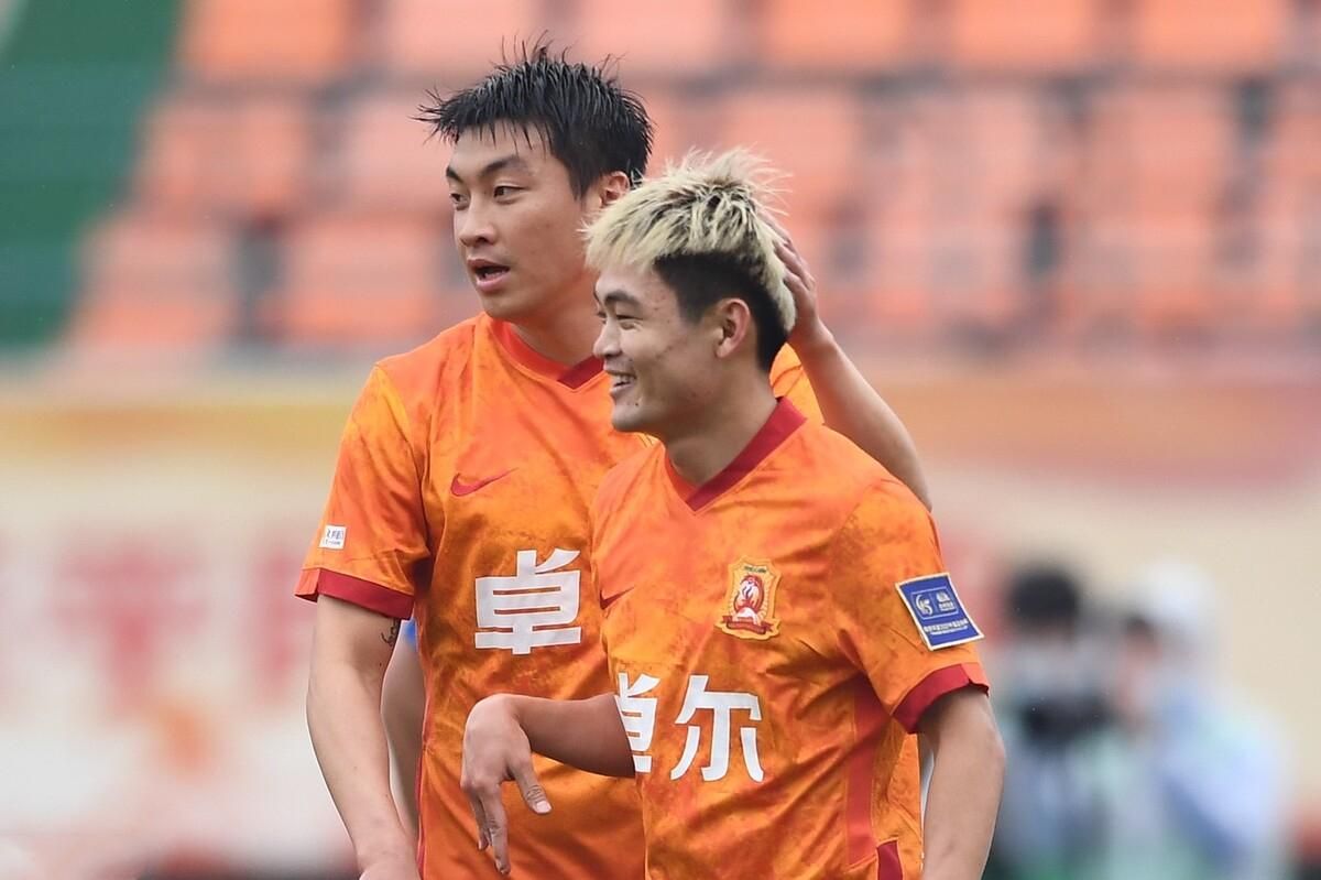 穆里尼奥|中超：李玮锋力挺关浩津，梅米夸国安中国最好，海港凑齐5外援