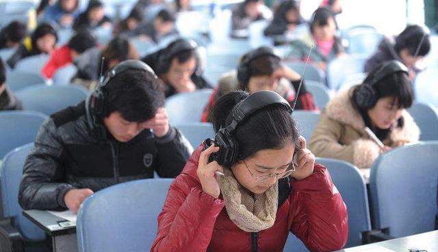 女孩|这些大学不屑的东西，毕业竟是求职的“加分项”，大学生提早知晓