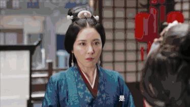 发型 她的美貌是被这“丑发型”封印了吗