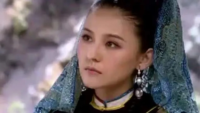 叶澜依|甄嬛传:甄嬛没回宫前,叶澜依为什么成为后宫最不受欢迎的人?