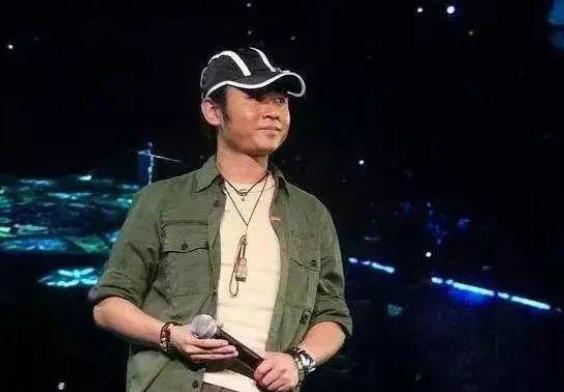 臧天朔|刀郎隐忍多年，终将降央卓玛告上法庭，昔日好友为何反目成仇？