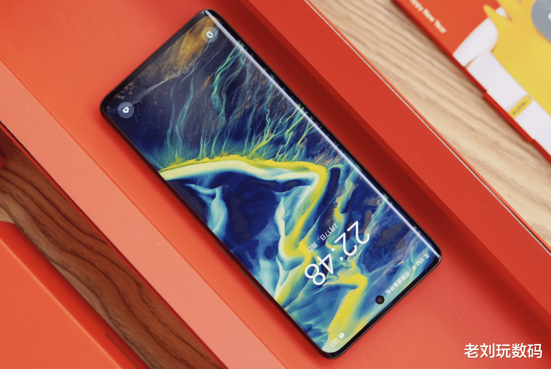 |轻薄+护眼+适合女生，一款口碑极好的真我手机