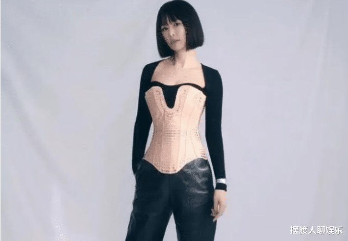 林心如|林心如新造型曝光,颜值状态直线下滑,网友吐槽46岁扮嫩翻车