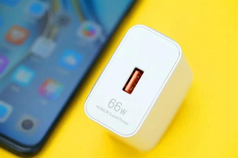 荣耀x20|荣耀X20评测：超窄边框屏幕出色