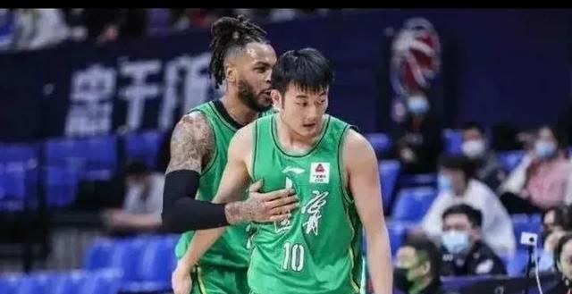 辽宁男篮|辽宁男篮终签第三外援，为啥不是中锋啊？