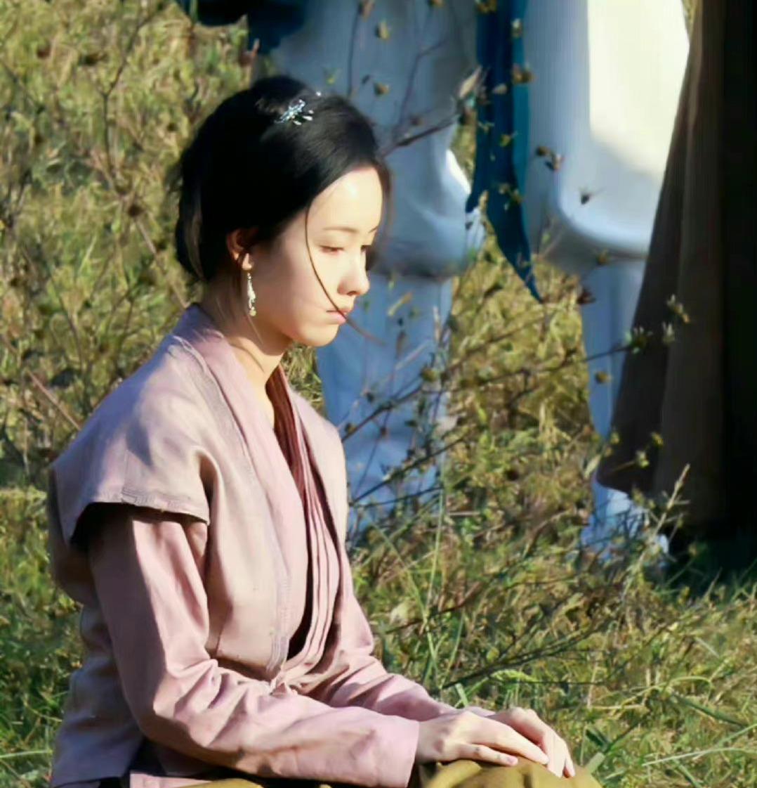 陈都灵|陈都灵真是天选古装美人，扮演东邪黄药师妻子，气质温婉惊艳众人