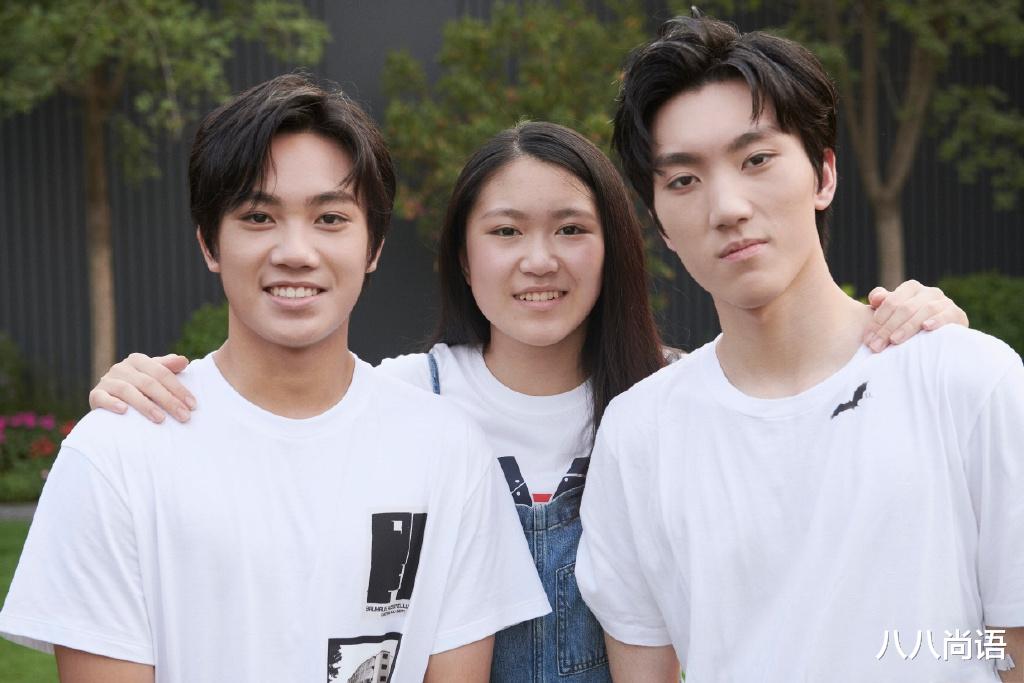 张艺谋|张艺谋儿子获耶鲁大学录取通知,其中两个名列前20,陈婷发文祝贺