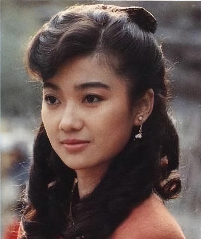 京城四少|《京城四少》31年，剧中演员境况差距大，有人离世，有人成渣男