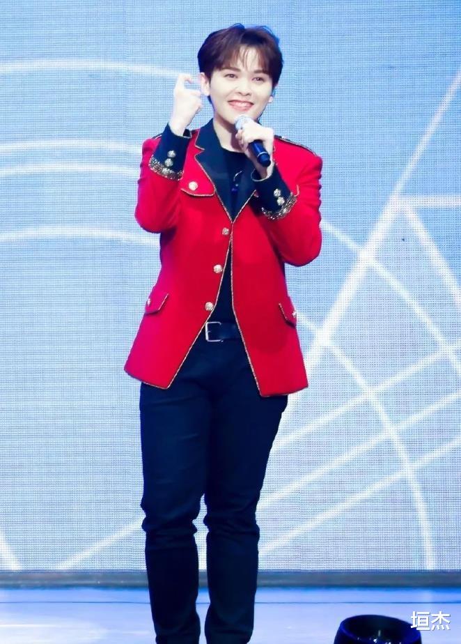 尤长靖|入王思聪公司旗下,后怒减60斤参加选秀,受李荣浩赏识实力出道