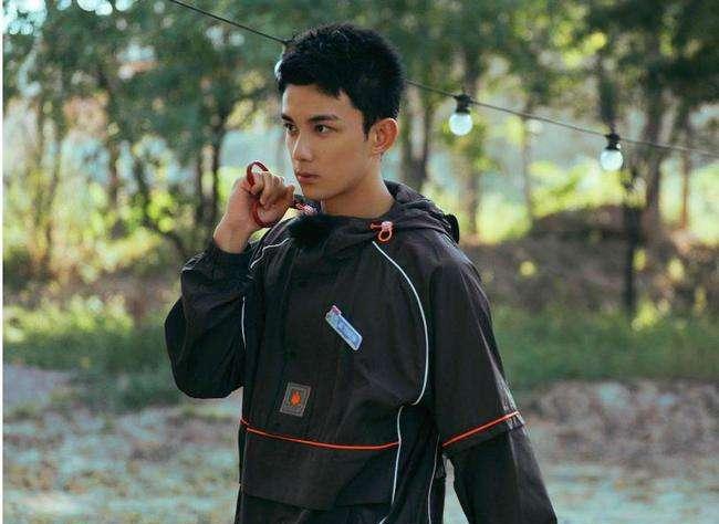 大S|吴磊到底有多善良？不计前嫌接阚清子电话，不利用光环敛财