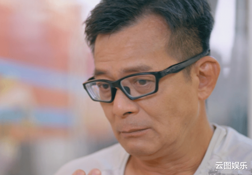 李嘉欣|61岁黄日华拒绝再拍剧,称新人太厉害令他感惭愧!丧妻后生活低调