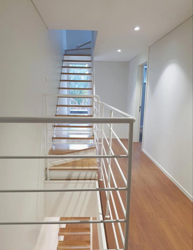 好想也拥有这样一套别墅,露台打造专属空中花园,装修温馨感满满