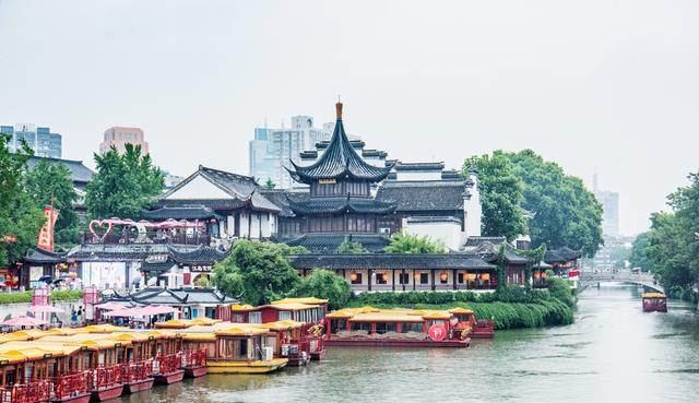 南京|为何南京成为热门旅游城市，一至春节就游人如织，这些地方去过吗