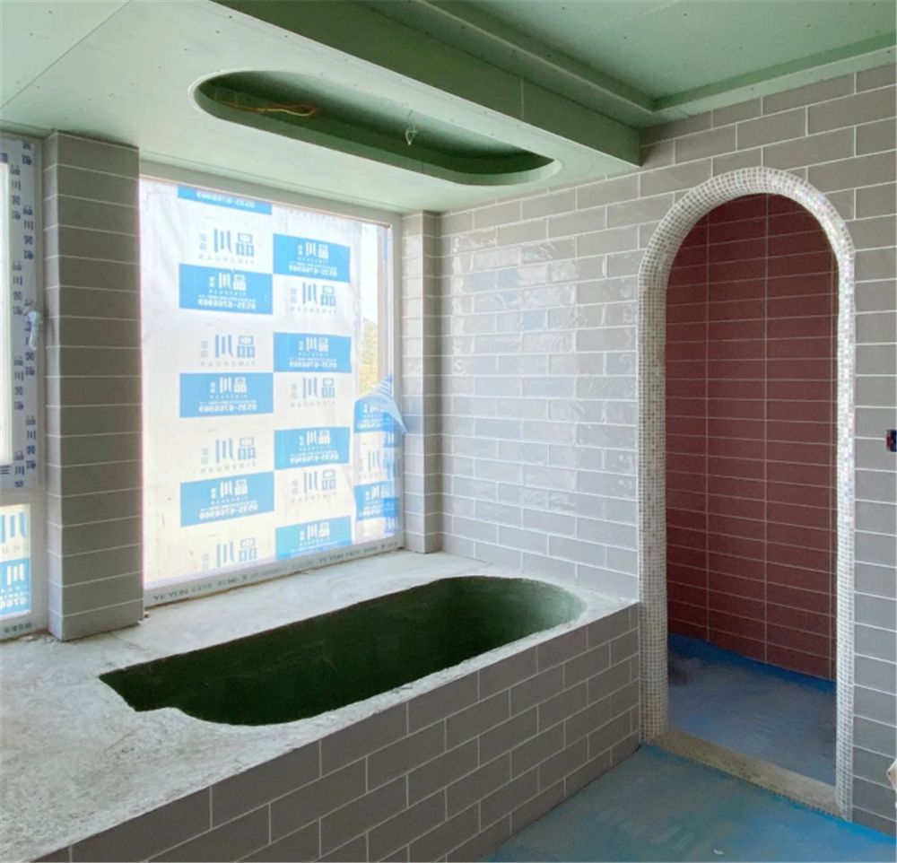 卫生间带飘窗,是真的实用还是浪费空间?网友:怎么想的