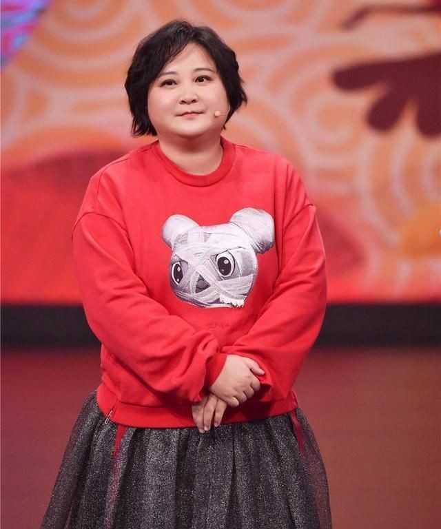 林允儿|初见“苗条纤细”,再见“肥胖风韵”的6大女星,壮得像隔壁大妈