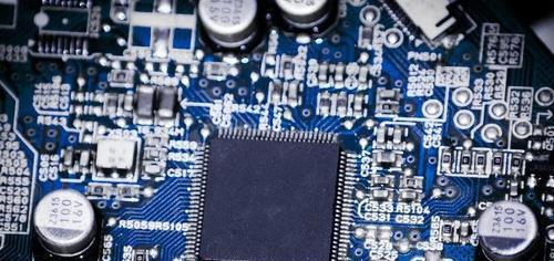 芯片|除了芯片技术,华为还受“系统”限制?知情人说出实情,你怎么看