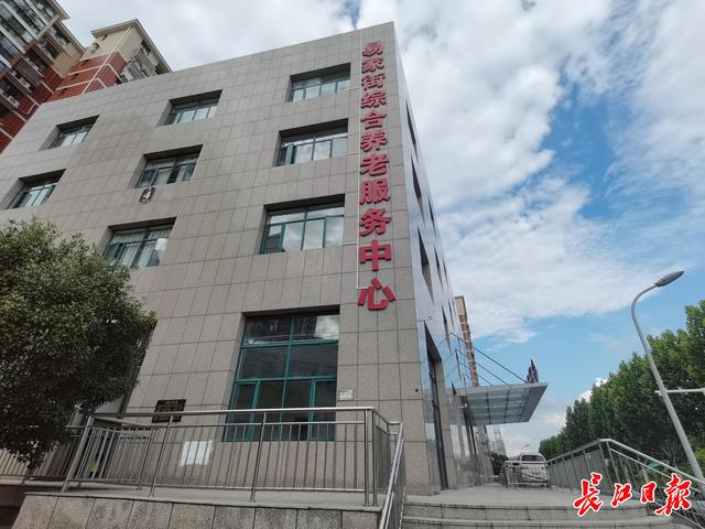 保障性住房|非遗传承人坐诊养老服务中心,为保障房小区居民解除病痛