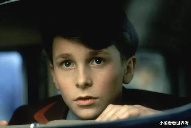 电影|神颜蝙蝠侠被爆形象崩塌？！爆肥100斤，粉丝：你要这颜值有何用