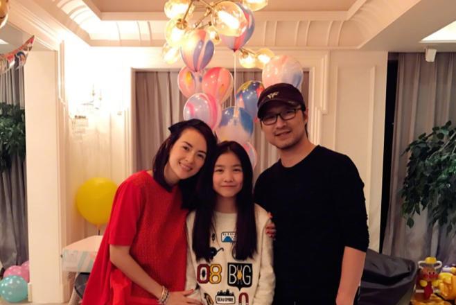 章子怡|汪峰用天价鸽子蛋抱得美人归？小苹果点赞章子怡力挺后妈打脸生母