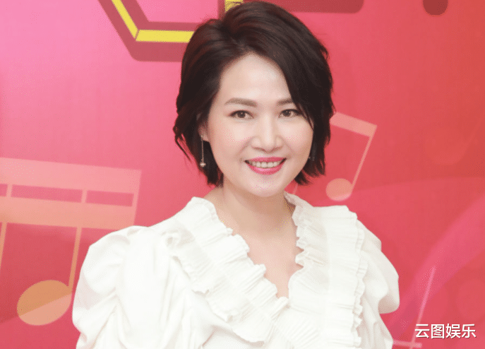 温兆伦|温兆伦前女友宣布全面复出，哭诉曾被未婚夫背叛！53岁单身没儿女