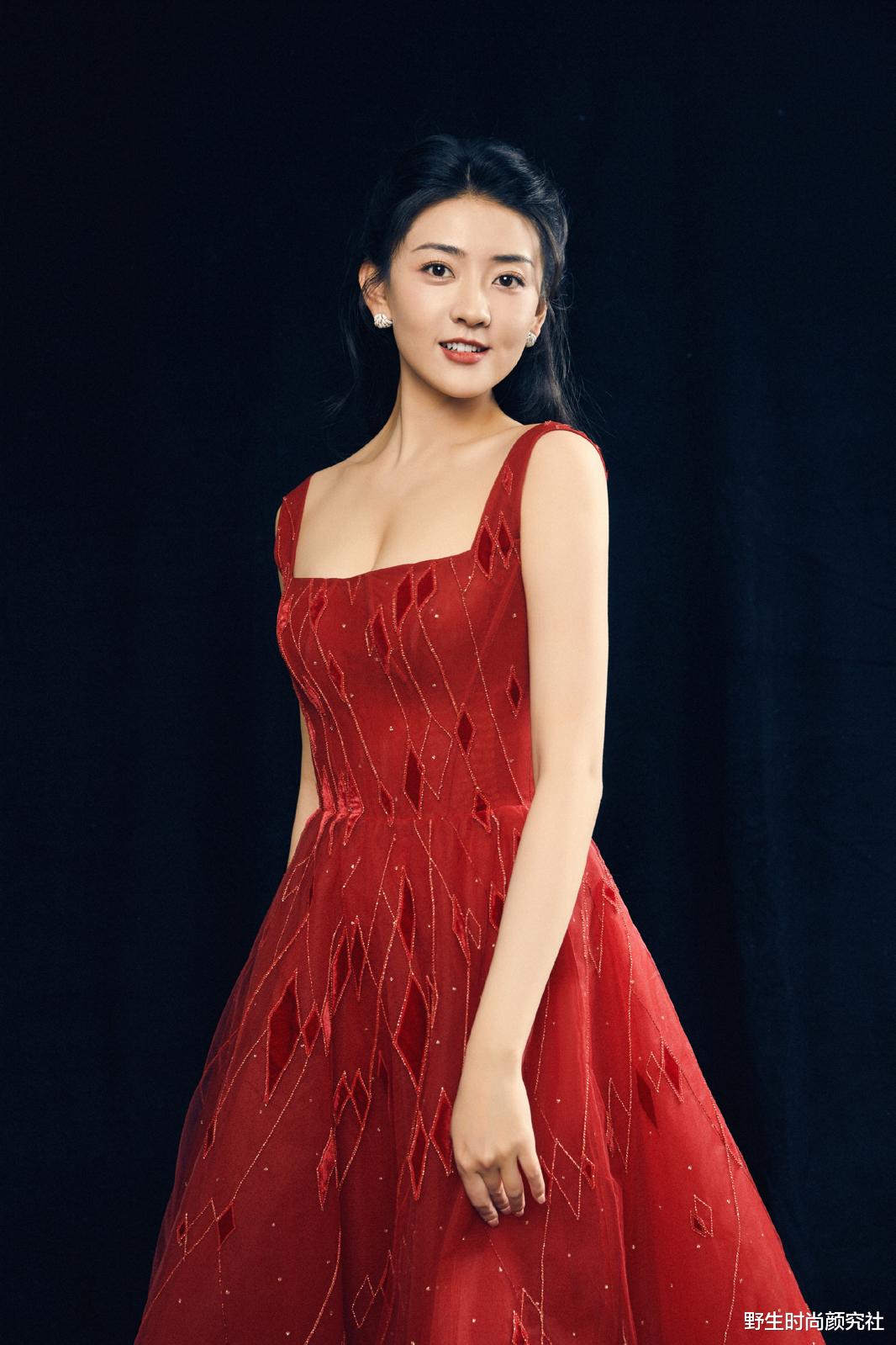 梁洁|梁洁是肉鼻头＋薄嘴唇最招好感的女演员吧？