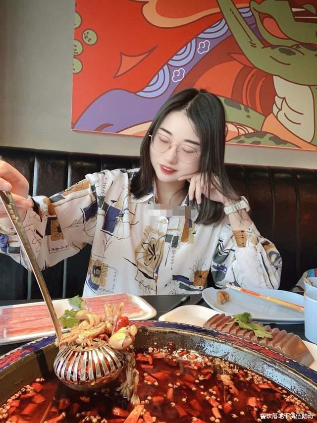 餐饮老板：风光后的大规模倒闭，别以为是品牌就能赚钱