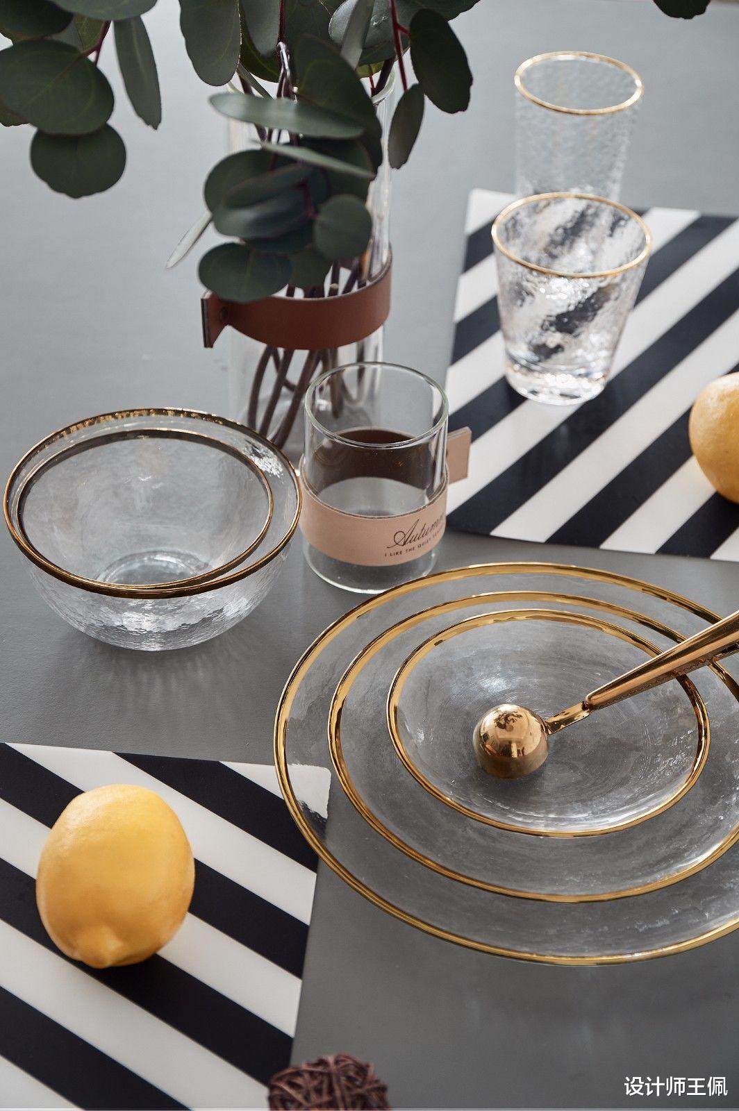 空间布局超不合理的小户型，改造之后好独特，堪称装修典范