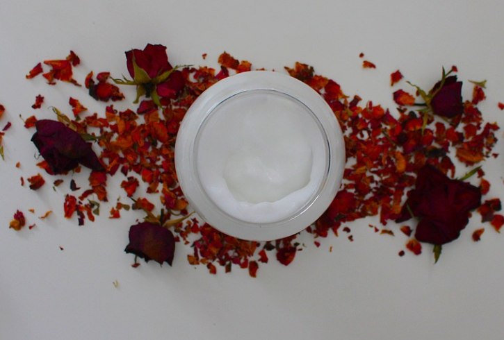 护肤品 白玑莲矿植养肤:敏感肌人群该如何选择护肤品?