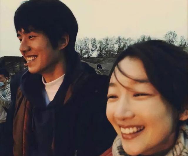 刘昊然|刘昊然周冬雨新恋情曝光,知情人透露谈了两年,有结婚的打算