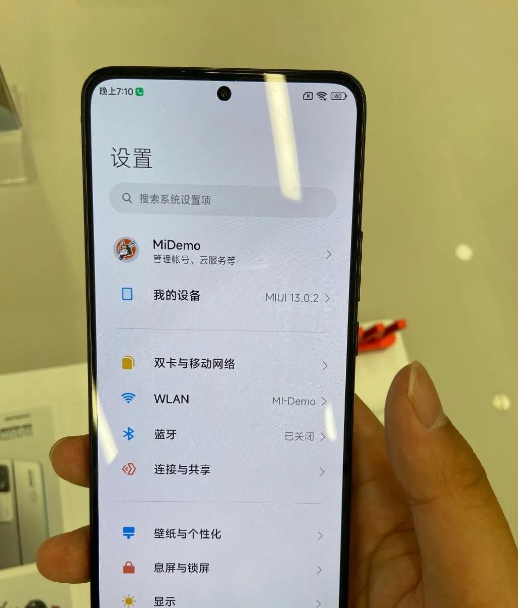 红米手机|嘴上说不要,发布之后跑得比谁都快。