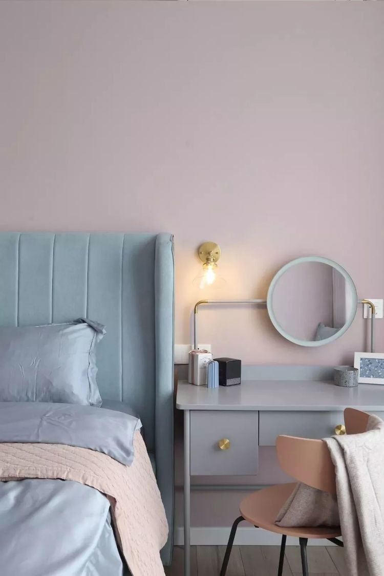 110平三室,客厅不要电视,餐厅设计卡座,卧室大胆撞色,好喜欢