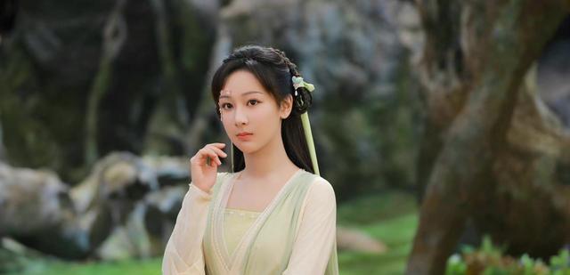 张彬彬|微光盛典首波阵容官宣，檀健次张彬彬加盟，还有多位顶流待解锁