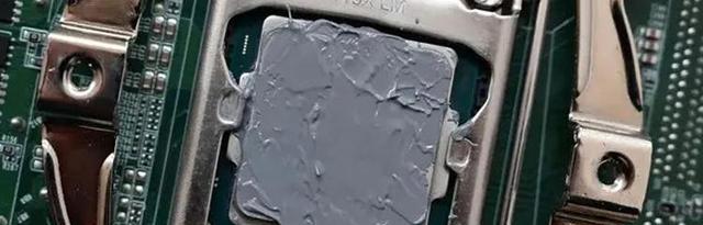 CPU|电脑CPU的硅胶怎么涂？可使用这几种方法，就可以轻松搞定啦