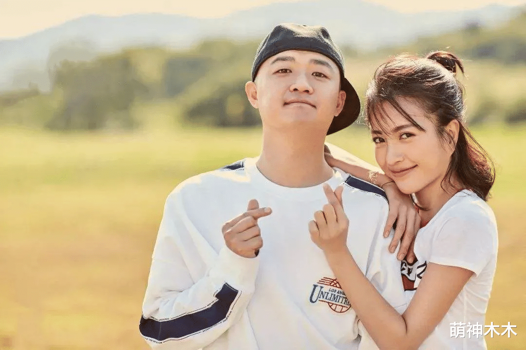 包贝尔|包贝尔妻子晒女儿近照，戴五彩发辫很时髦，穿500元卫衣被嫌贵