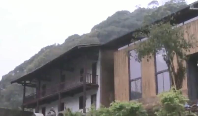 17年男子返乡时发现,老宅被人装修成民宿,问清原因令人匪夷所思