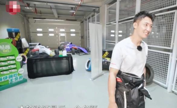 极限挑战|好家伙!曝《极挑》节目组不尊重女性,现场将其驱赶,态度很恶劣