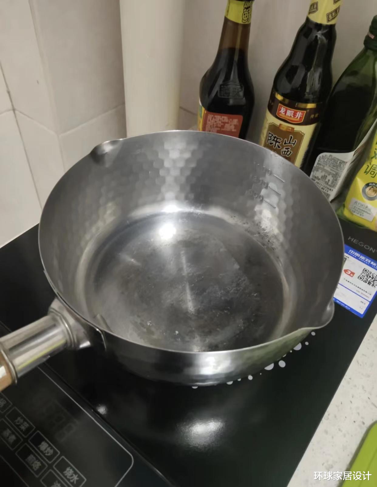 厨房中这4种“锅”没必要买,都是不值得的投入,很实在的建议!