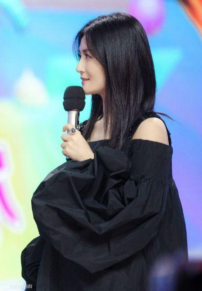 谢娜|让何炅滚让汪涵无语！被黄磊骂哭，疑似被迫退圈的她，因为什么如此被嫌弃？