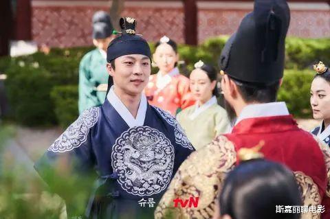 王后伞下|韩剧《王后伞下》：无论是穷妈妈还是富妈妈，都流下了共鸣的泪水