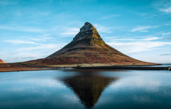 欧洲旅游|到了冰岛能看到的风景区，看着梦幻般的景色，让人已经喜欢上了