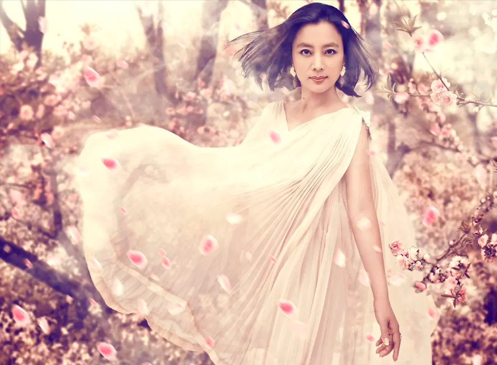 刘亦菲|李玲玉唱着“甜歌”,过着 咸苦人生,因离婚抑郁,嫁老外分居11年