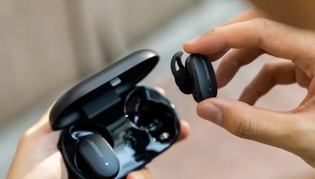 无线耳机|外媒根据500多个小时的测试，评选出11款最佳无线耳机