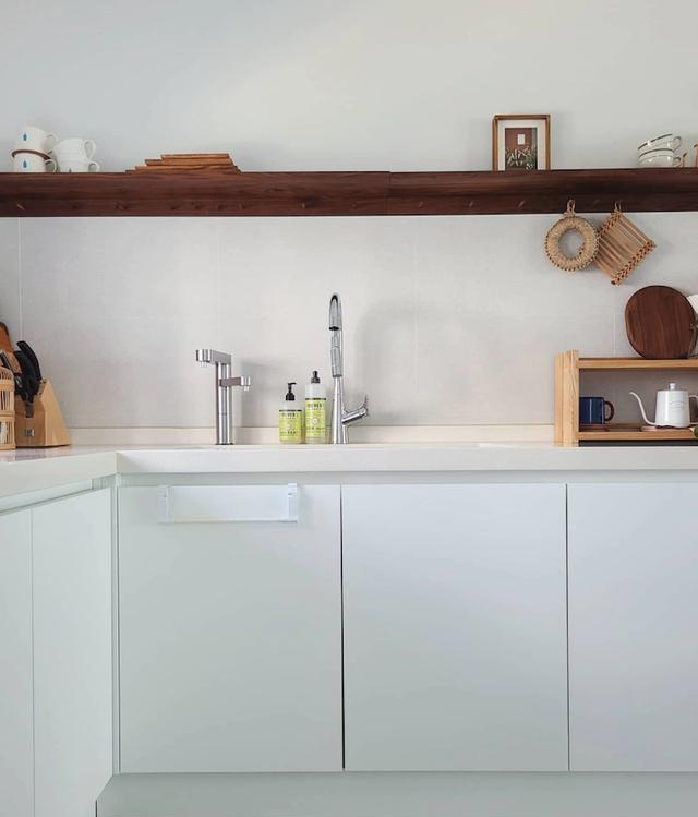 有规划的聪明人，在厨房收纳上，甚至这个地方也不会放过！太会了