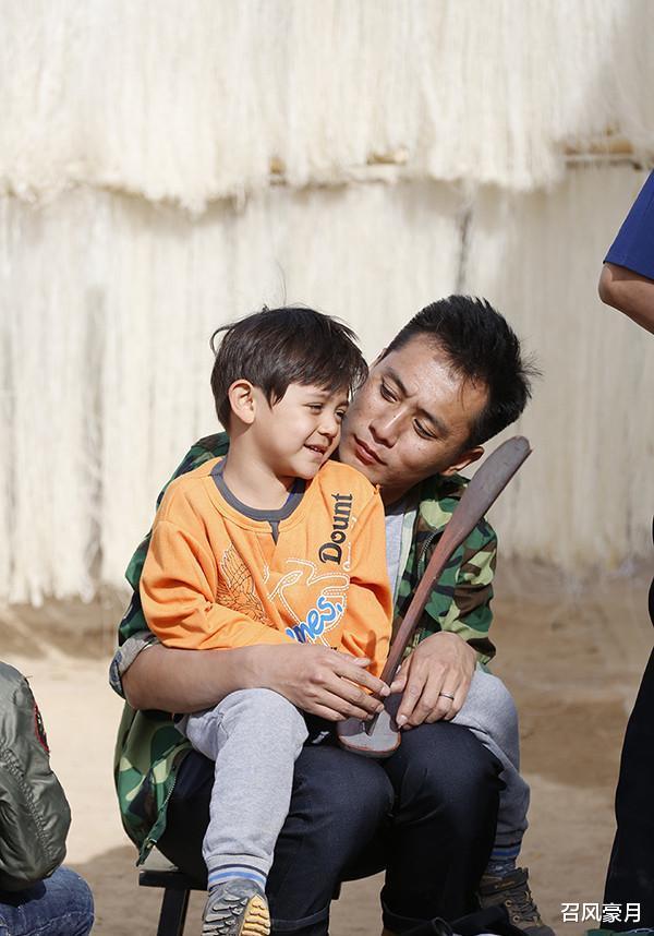 刘烨|“养娃高手”刘烨:把帅气的混血儿子养成了难民
