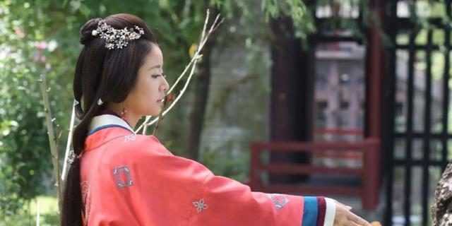 “女子三不娶,绵羊老虎和四白”四白是什么?为什么要避开?