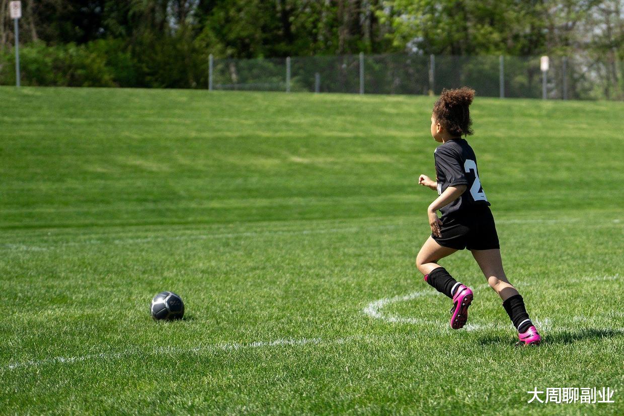 自媒体|全职在家做自媒体现实吗?