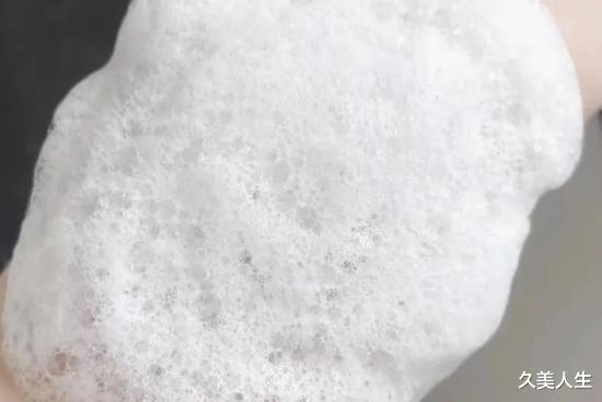 泡面 护肤越努力 烂脸越容易?