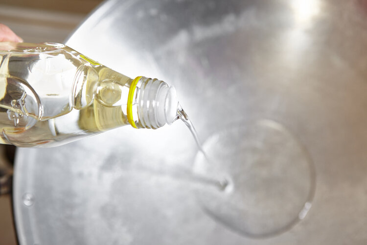 医生|农村自榨油还能吃吗？国人吃了几千年的油，为何被专家说致癌？